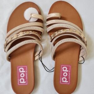 NEW Slippers Women size 7.M